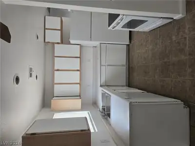 1662 North Lamont Street 102 Kitchen