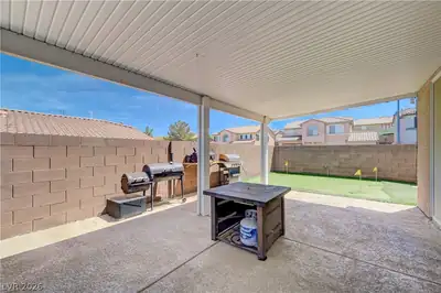 1018 Snow Bunting Court Patio