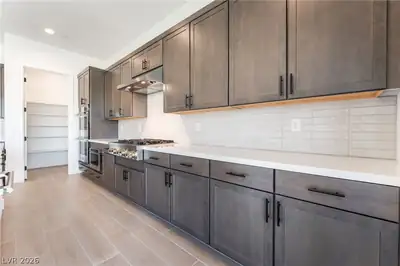 5917 Kings Bluff Avenue Kitchen