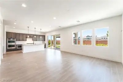 5917 Kings Bluff Avenue Living Room