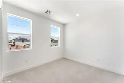 5923 Kings Bluff Avenue Bedroom