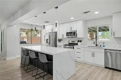 137 Coventry Drive, Henderson, NV 89074 Kitchen