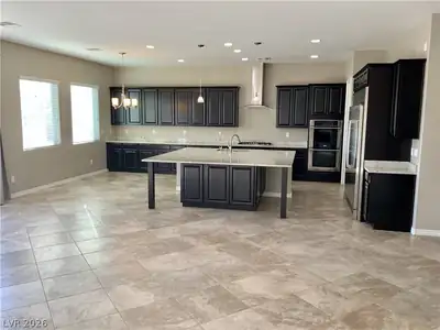 9767 Mosaic Canyon Court Kitchen