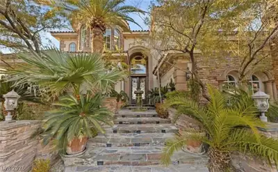 777 Clove Court 
