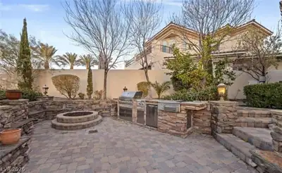 777 Clove Court 