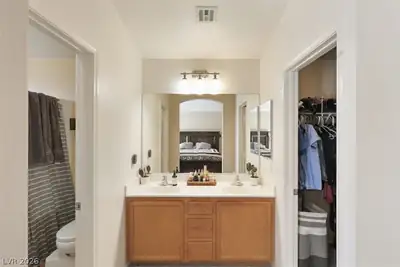 437 Waterbrook Drive Primary Bathroom