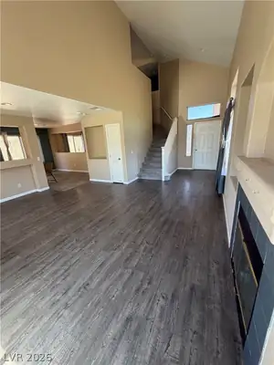 437 Waterbrook Drive Living Room