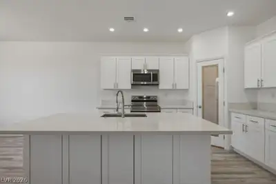 4930 East Ridgewood Drive Kitchen