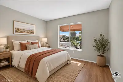 2821 Hanging Rock Drive Bedroom