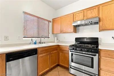 6180 Pacific Dogwood Avenue Kitchen