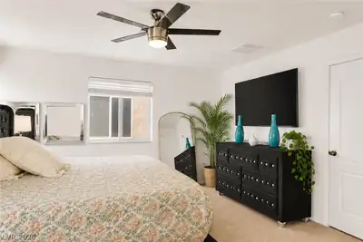 7605 Reveal Court Bedroom