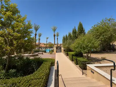 30 Strada Di Villaggio 137 Community
