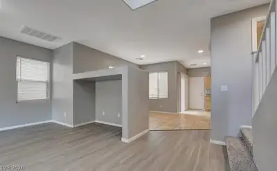 6624 Biltmore Garden Street Living Room