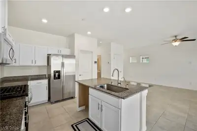 410 Canary Song Drive Kitchen