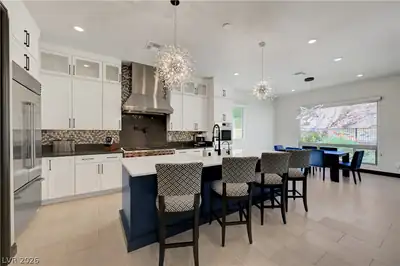 137 Mirage View Drive Kitchen