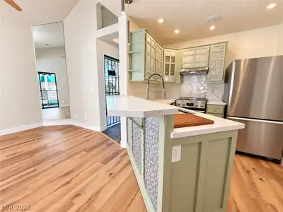 440 Elm Drive 204 Kitchen
