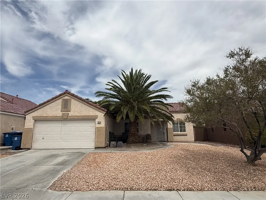 2610 Moon Wave Avenue