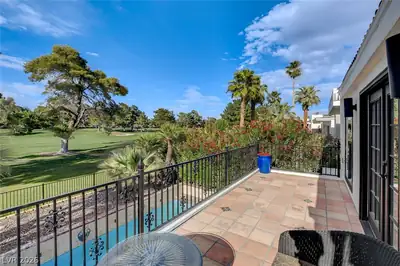 828 Vegas Valley Drive Patio