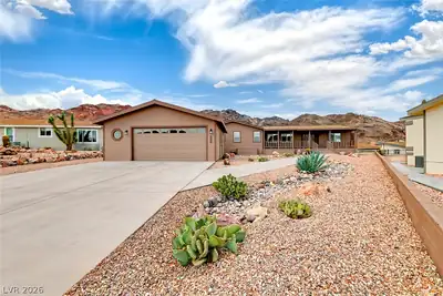 562 Lake Michigan Lane, Boulder City