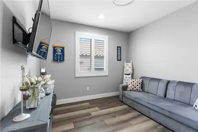10587 Skye Paseo Avenue Bedroom