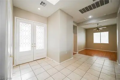 2716 Thomasville Avenue Entrance Foyer