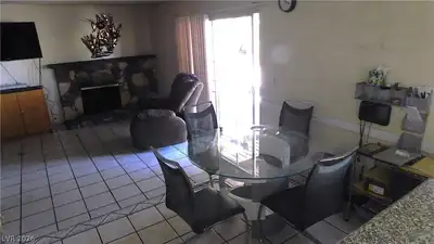 6600 Pickford Lane Dining Area