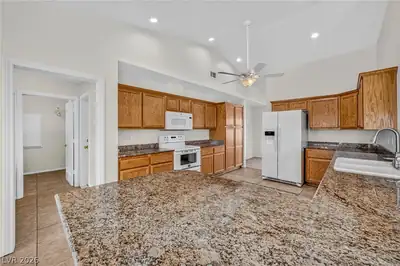 5241 Graystone Drive Kitchen