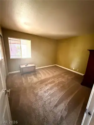 5041 RIVER GLEN Drive 94 Bedroom