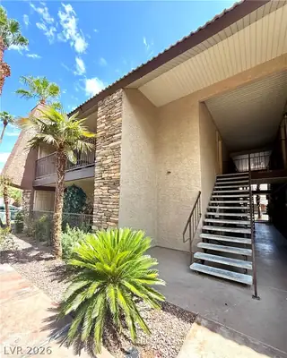 5041 RIVER GLEN Drive 94, Las Vegas