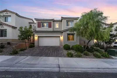 10400 Sadie Blake Avenue, Las Vegas, NV 89166 Front of Structure