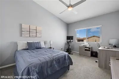 517 West Mesquite Boulevard 324 Bedroom