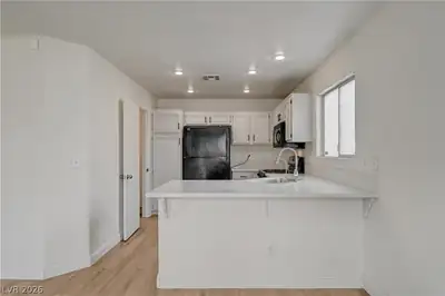 4356 Pittsfield Street Kitchen