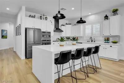 9155 Cimarron River Court Kitchen