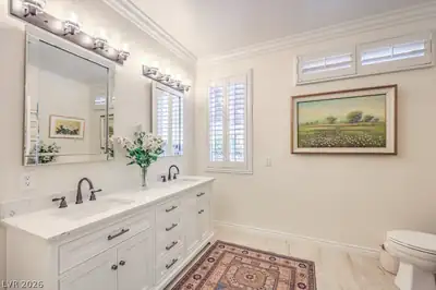 3059 Canal Walk Road Primary Bathroom