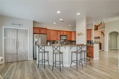 1461 Lake Valley Drive Kitchen