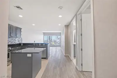 4525 Dean Martin Drive 2211 