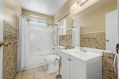 2112 Cameron Street Primary Bathroom