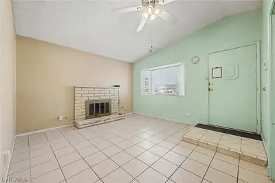 2112 Cameron Street Living Room