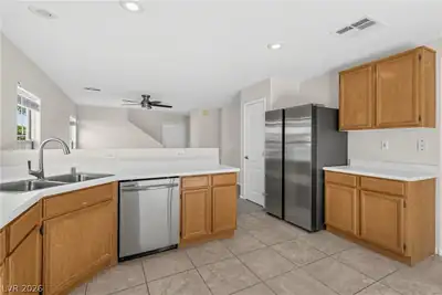 139 Trumphet Lilly Avenue Kitchen
