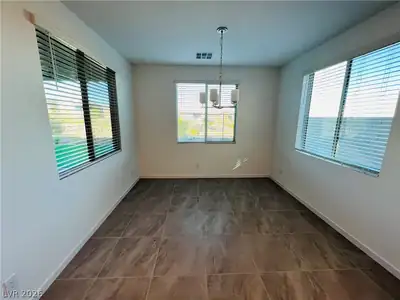 758 Spirit Lake Street Dining Area