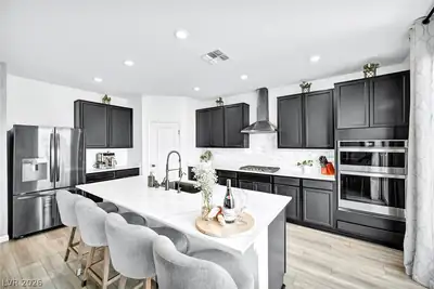 3062 Mountain Bay Avenue Kitchen