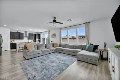 3062 Mountain Bay Avenue Living Room