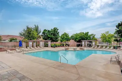 8852 Regatta Bay Place Pool