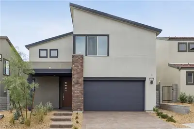 10457 Mountain Aster Avenue, Las Vegas