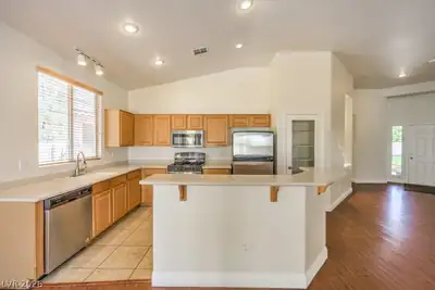 3034 Paseo Hills Way Kitchen