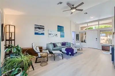 2740 Desert Crystal Drive 0 Living Room