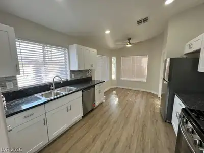 7800 Seychelles Court Kitchen