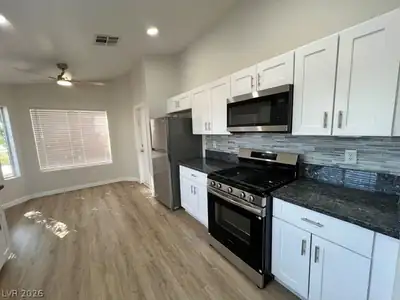7800 Seychelles Court Kitchen
