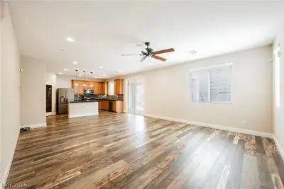 937 Estes Cove Avenue Living Room