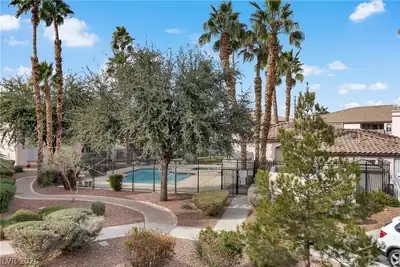 4555 East Sahara Avenue 280 Pool
